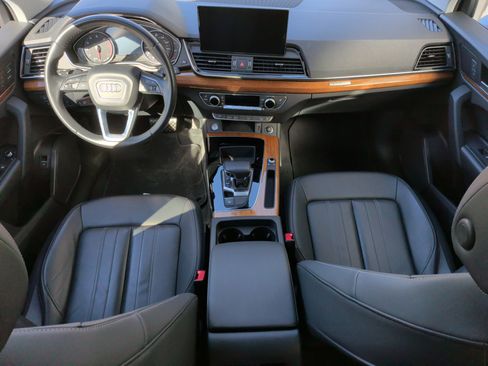 Used 2023 Audi Q5 2.0T Premium w/ Convenience Package image 29