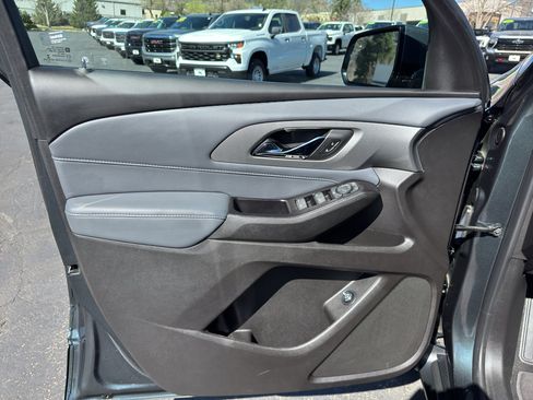 Used 2019 Chevrolet Traverse LT image 20