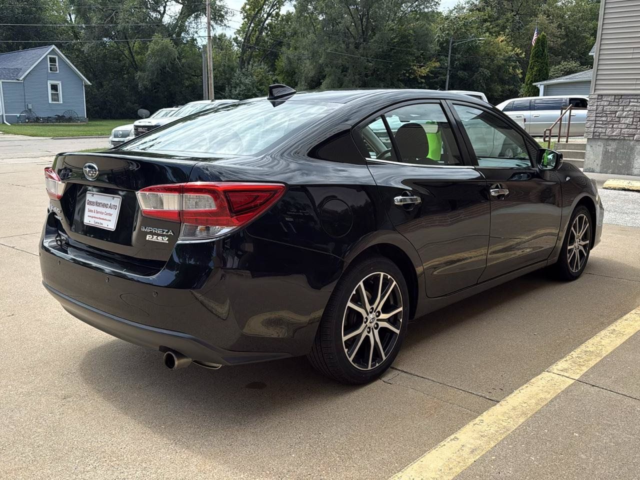 Used 2017 Subaru Impreza 2.0i Limited AWD/4WD image 4