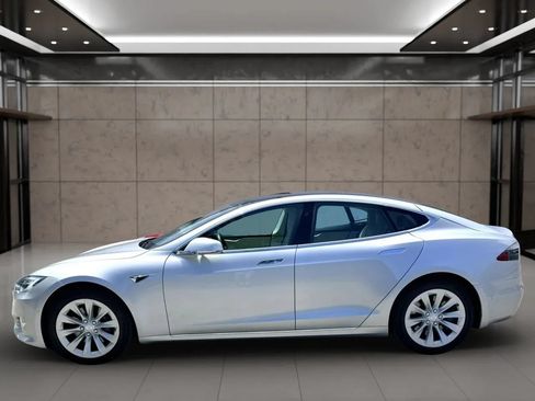 Used 2018 Tesla Model S 75D AWD/4WD image 6