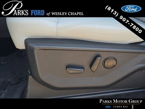 Certified 2025 Ford Expedition Platinum w/ Driver's Package image 21