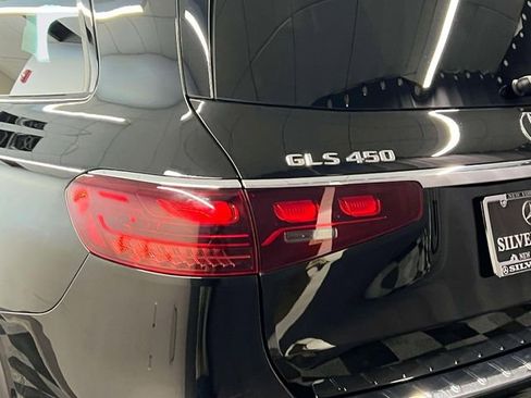 Certified 2024 Mercedes-Benz GLS 450 4MATIC image 10