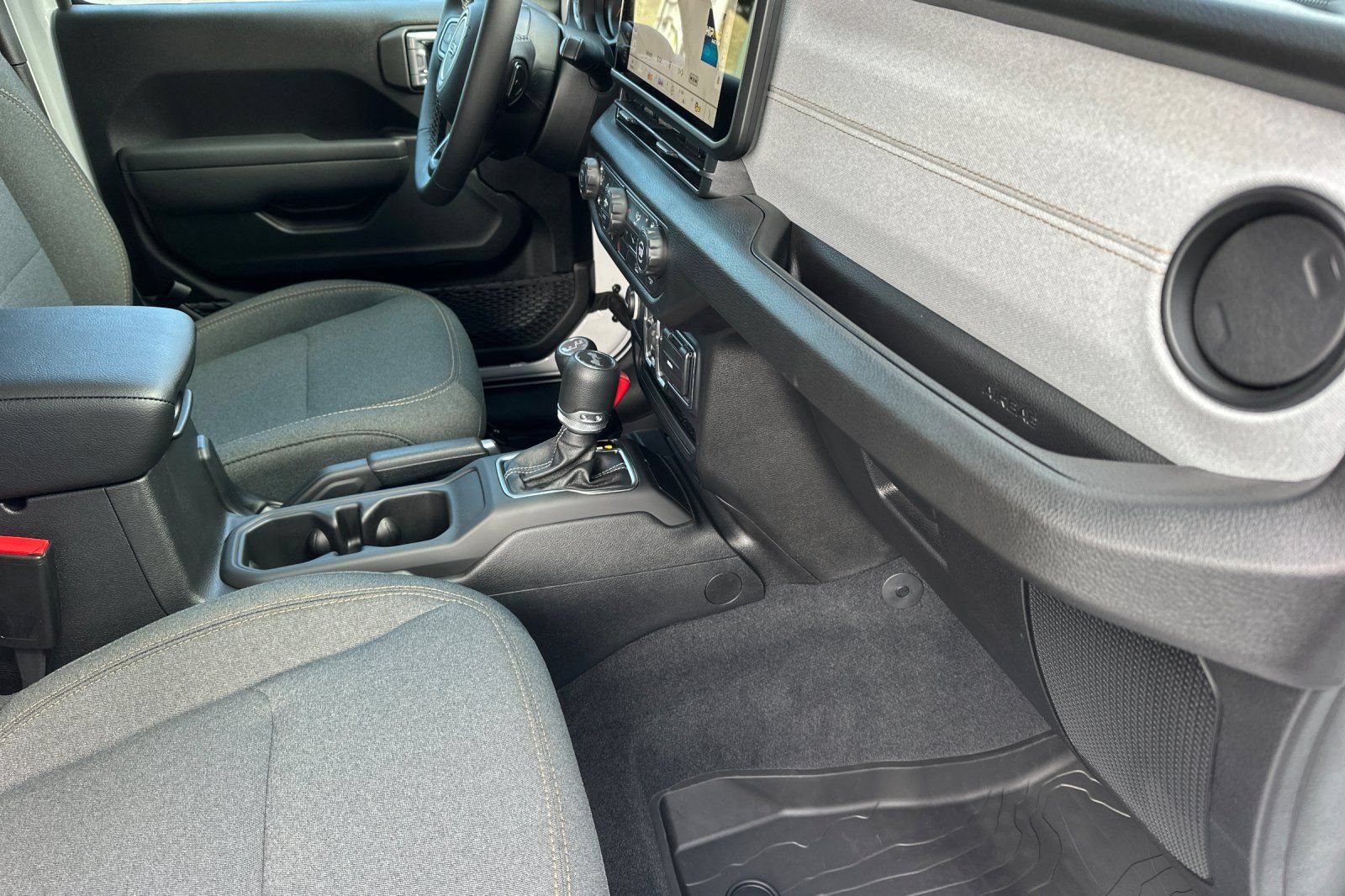 New 2026 Jeep Wrangler Unlimited Sport AWD/4WD image 16