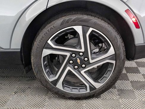 New 2026 Chevrolet Equinox EV LT image 13