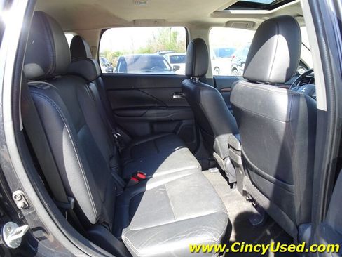 Used 2015 Mitsubishi Outlander GT AWD/4WD image 13