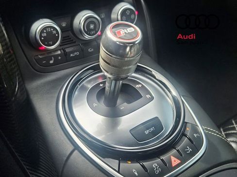Used 2014 Audi R8 V10 image 18