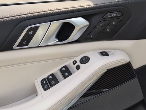 New 2026 BMW X7 M60i AWD/4WD image 15