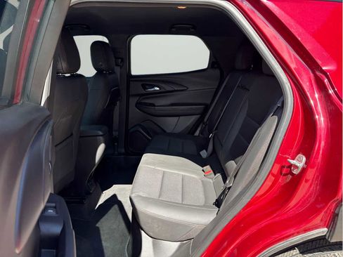 Used 2021 Chevrolet TrailBlazer RS w/ Convenience Package image 12