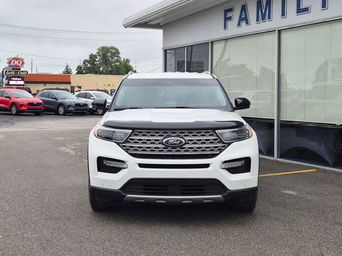 Used 2024 Ford Explorer Limited w/ Limited Technology Package AWD/4WD image 2