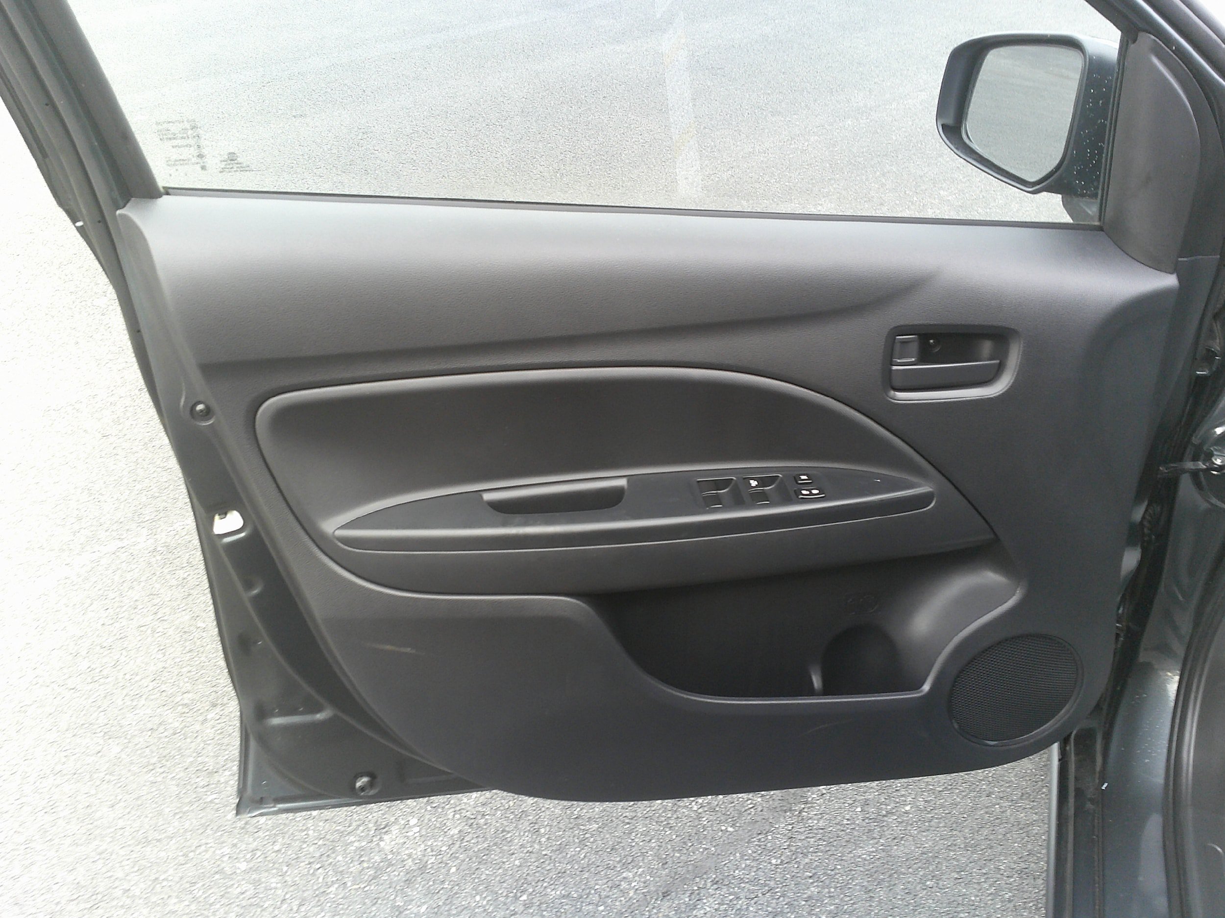Used 2024 Mitsubishi Mirage ES FWD image 14