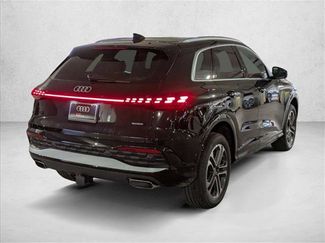 New 2025 Audi Q5 Premium w/ Convenience Package video 2