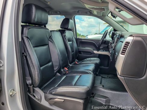 Used 2018 Chevrolet Silverado 1500 LT AWD/4WD image 31