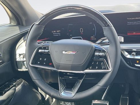 New 2026 Cadillac Lyriq V AWD/4WD image 12