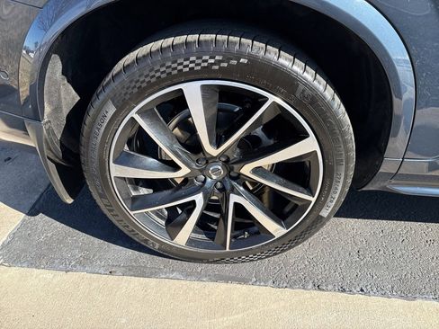 Used 2019 Volvo XC90 T6 Momentum w/ Advanced Package image 20