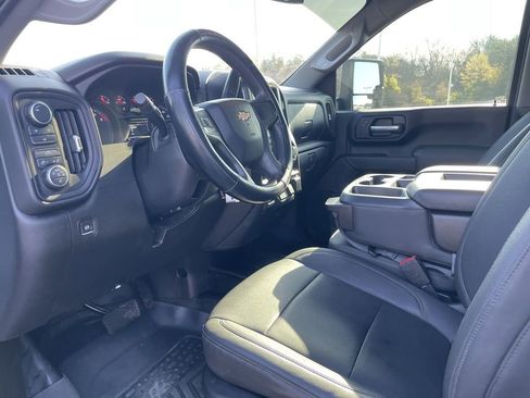 Used 2021 Chevrolet Silverado 2500 W/T w/ WT Convenience Package image 19