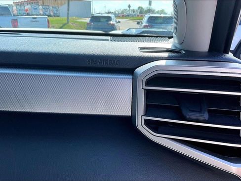 Used 2023 Toyota Tundra Limited image 15