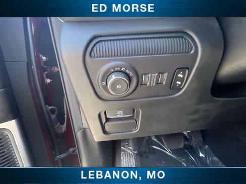 Used 2024 Jeep Wagoneer Series II AWD/4WD image 18