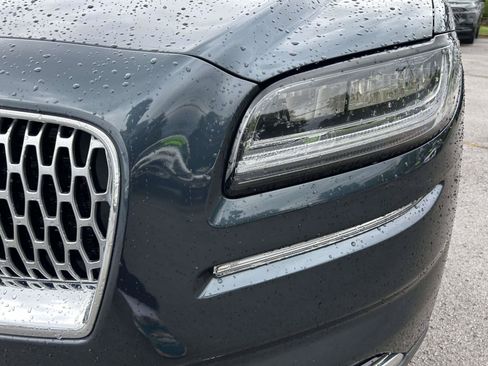 Certified 2022 Lincoln Nautilus FWD w/ Premium Package image 11