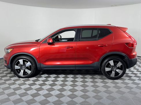 Used 2019 Volvo XC40 T5 Momentum AWD/4WD image 11