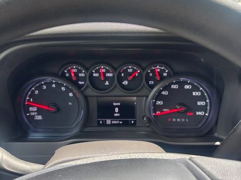 Used 2022 Chevrolet Silverado 1500 Custom Trail Boss AWD/4WD image 9