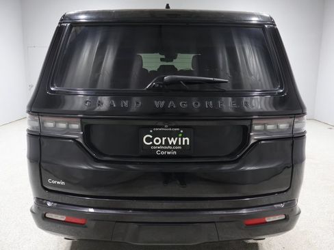 Used 2024 Jeep Grand Wagoneer L Series II w/ Quick Order Packagew 28T AWD/4WD image 3