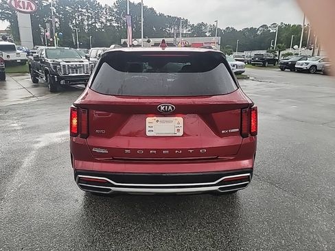 Used 2021 Kia Sorento EX w/ Panoramic Sunroof Package AWD/4WD image 6