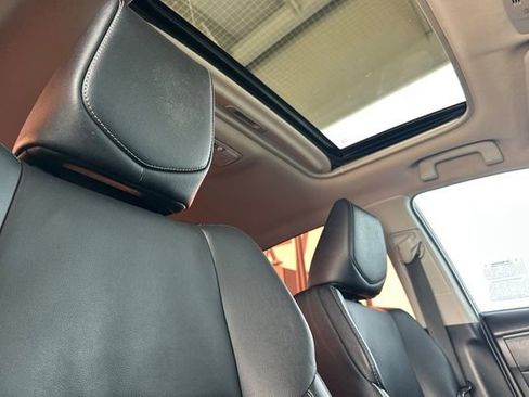 Used 2016 Toyota Corolla S Premium FWD image 15