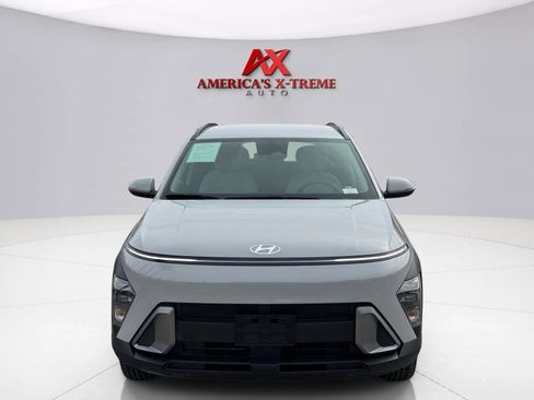 Used 2024 Hyundai Kona SEL w/ Convenience Package AWD/4WD image 9