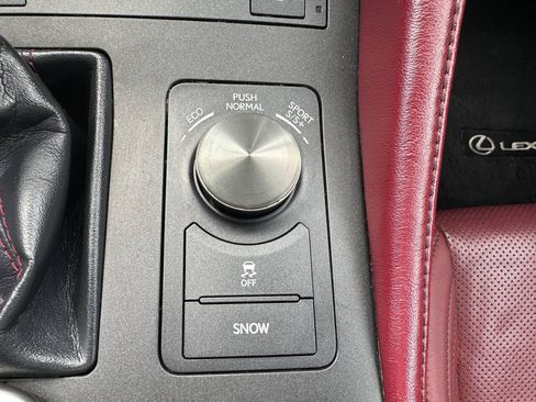 Used 2015 Lexus RC 350 AWD w/ Navigation System Package image 27