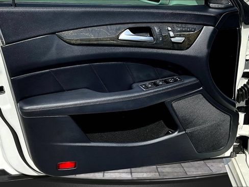 Used 2016 Mercedes-Benz CLS 400 image 21