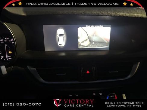 Used 2018 Alfa Romeo Stelvio AWD image 37