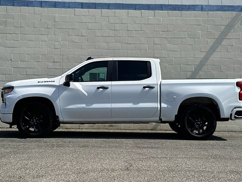 Certified 2023 Chevrolet Silverado 1500 Custom RWD image 7