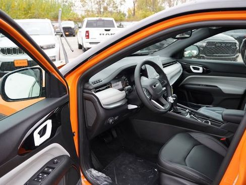New 2026 Jeep Compass Limited image 10