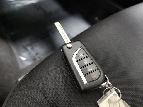 Used 2024 Toyota Corolla LE image 33