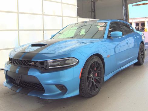 Used 2019 Dodge Charger Scat Pack w/ Dynamics Package RWD image 1