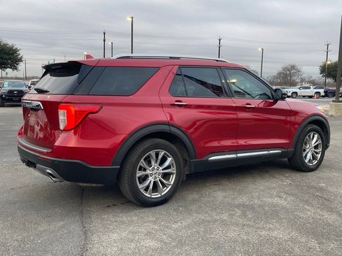 Used 2020 Ford Explorer Limited w/ Class III Trailer Tow Package image 5