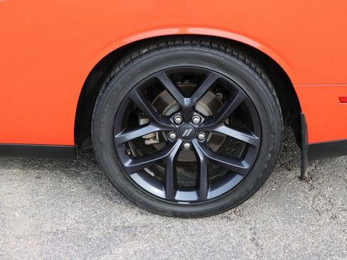 Used 2021 Dodge Challenger R/T w/ Blacktop Package image 9