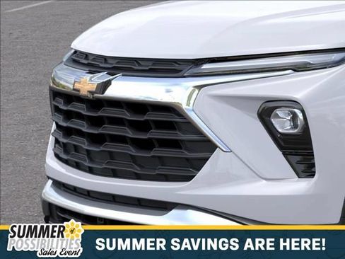 New 2026 Chevrolet TrailBlazer LT w/ Convenience Package FWD image 13
