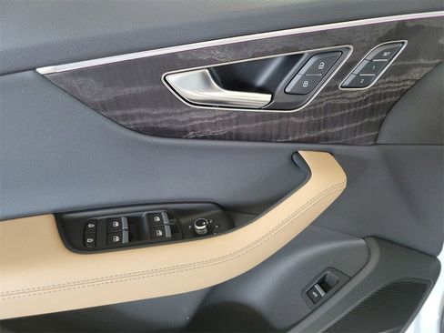 Used 2025 Audi Q7 3.0T Premium Plus w/ Premium Plus Package image 12