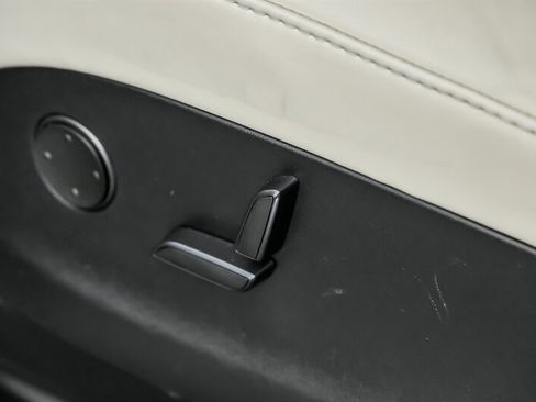 Used 2018 Tesla Model X 100D image 23