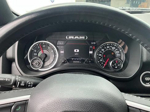Used 2023 RAM 1500 Big Horn AWD/4WD image 18
