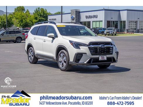 Certified 2025 Subaru Ascent Premium AWD/4WD image 1