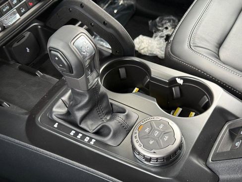 New 2026 Ford Bronco Outer Banks image 14