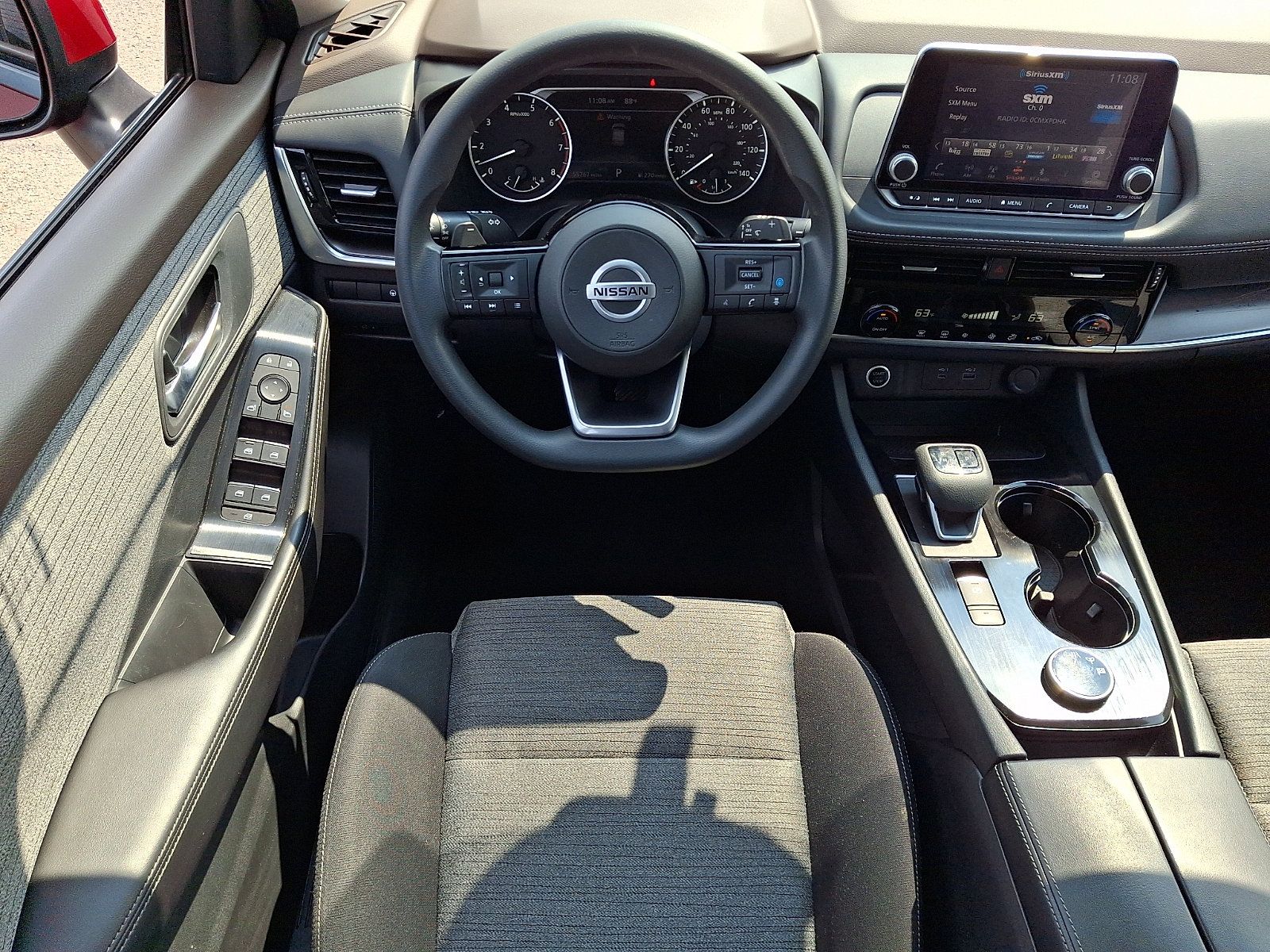 Used 2021 Nissan Rogue SV AWD/4WD image 15