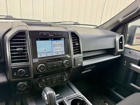 Used 2018 Ford F150 XLT w/ Equipment Group 302A Luxury image 16