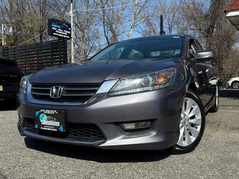 Used 2015 Honda Accord EX image 2