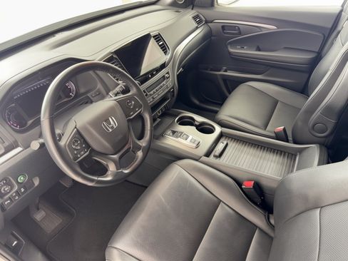 Used 2023 Honda Passport EX-L image 4
