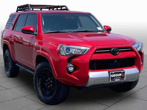 Used 2022 Toyota 4Runner TRD Off-Road Premium AWD/4WD image 3