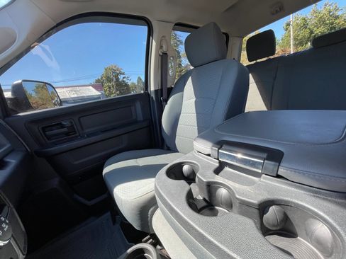 Used 2016 RAM 2500 Tradesman w/ Chrome Appearance Group AWD/4WD image 19