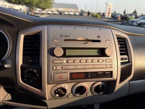 Used 2006 Toyota Tacoma 4x4 Double Cab w/ TRD Off-Road Pkg #1 image 14